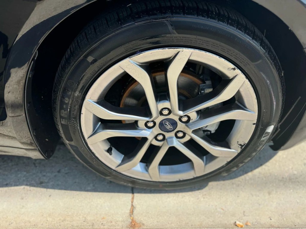 2019 Ford Fusion Image 7