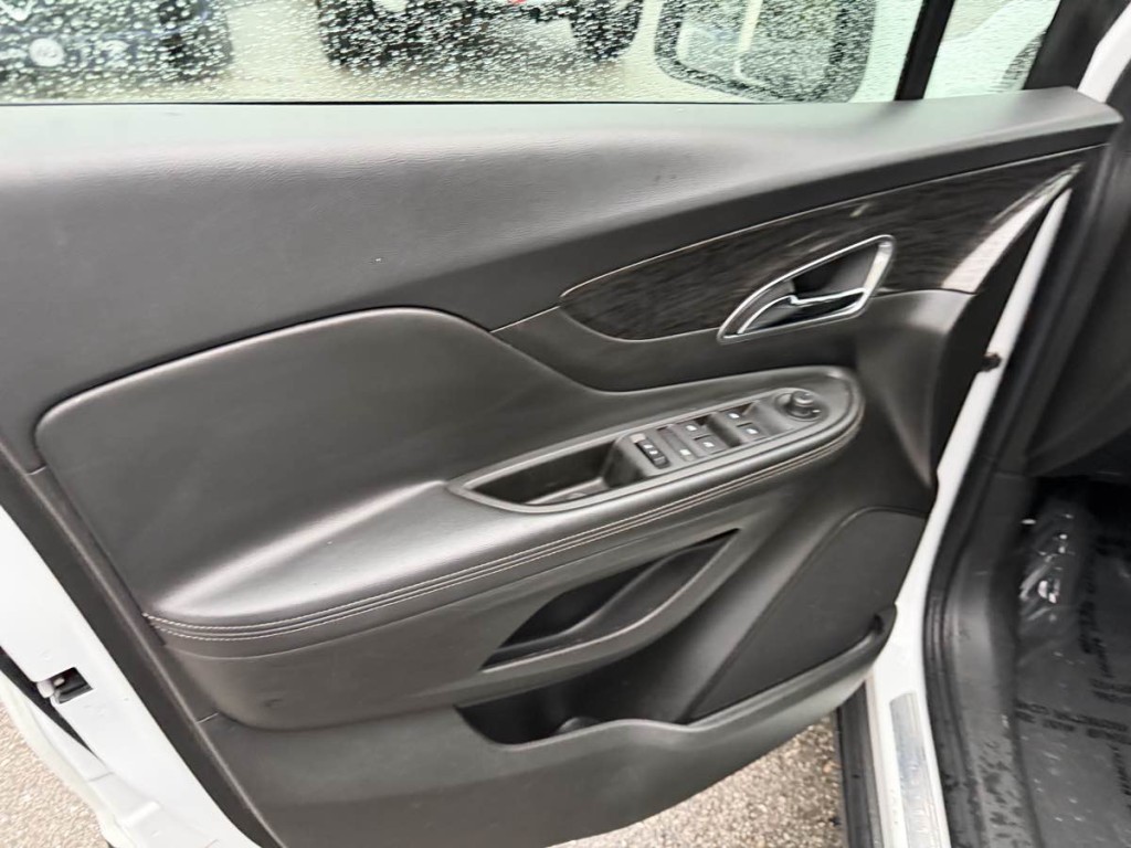 2016 Buick Enclave Image 8