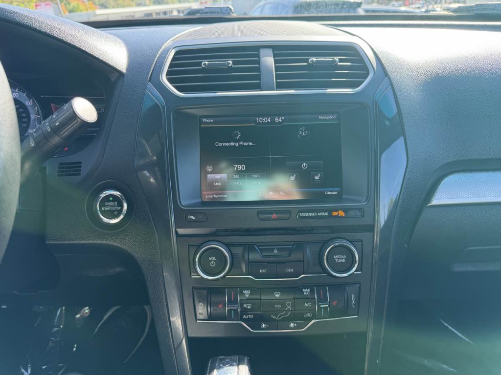 2016 Ford Explorer Image 15