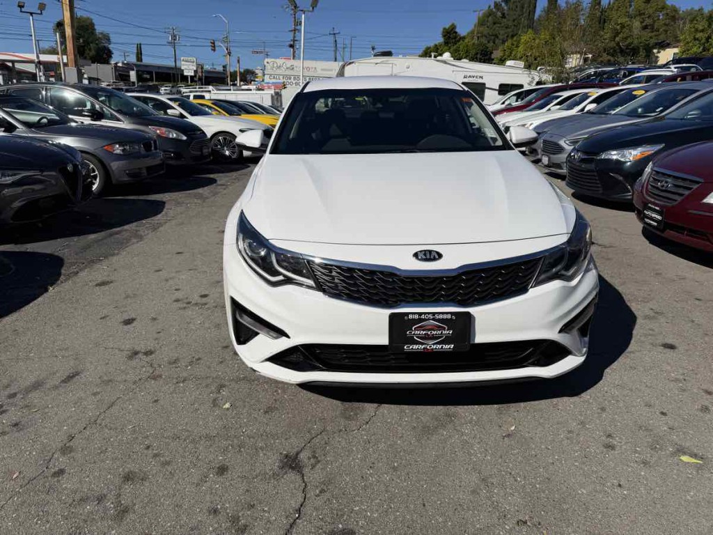2019 Kia Optima Image 2
