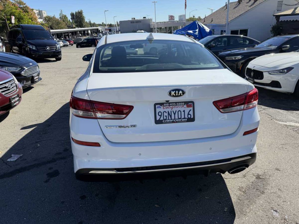 2019 Kia Optima Image 6
