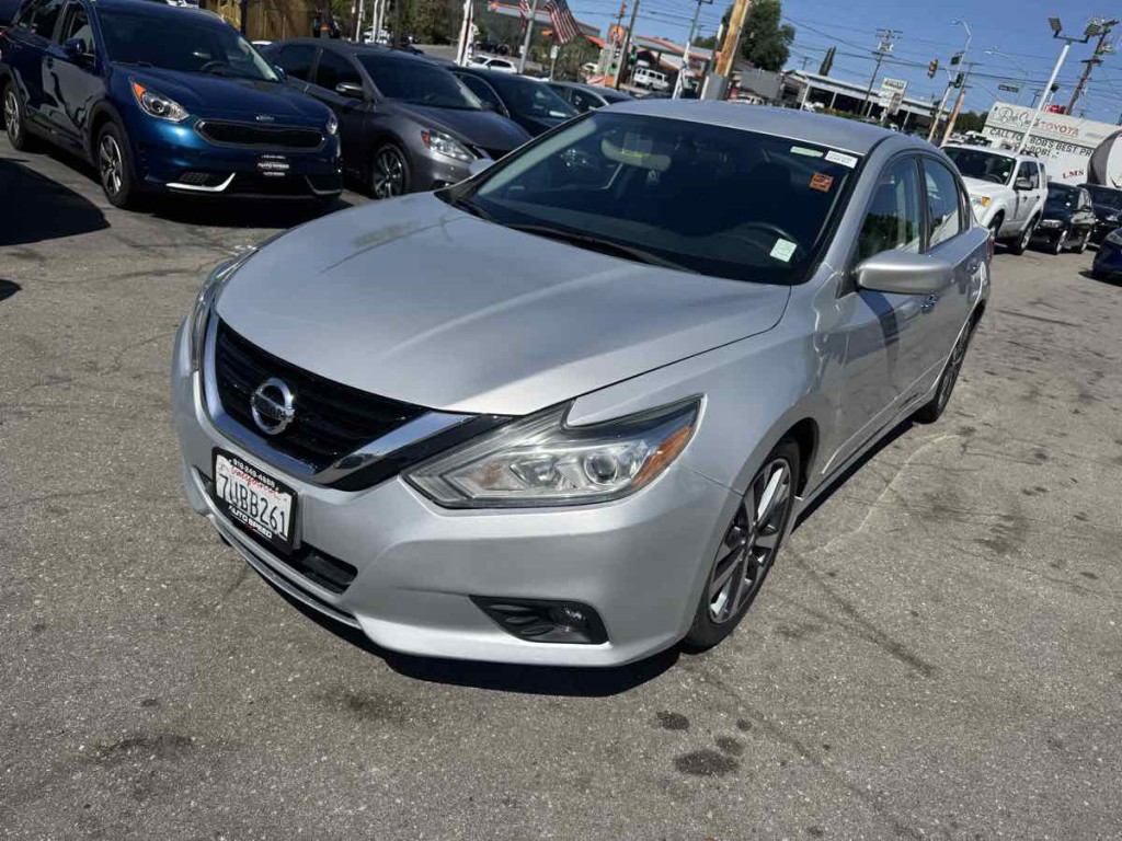 2016 Nissan Altima Image 3