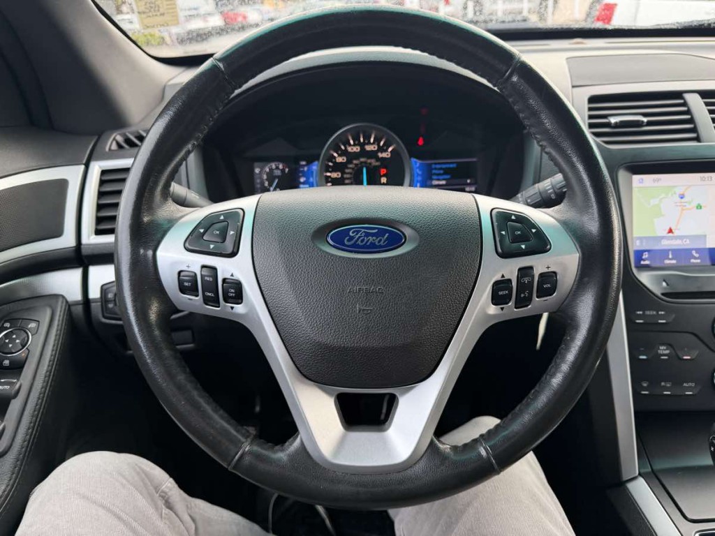 2013 Ford Explorer Image 13