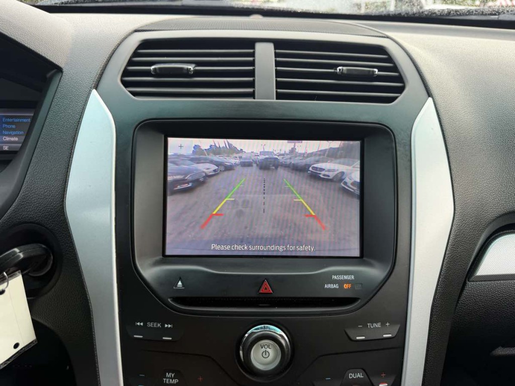 2013 Ford Explorer Image 15