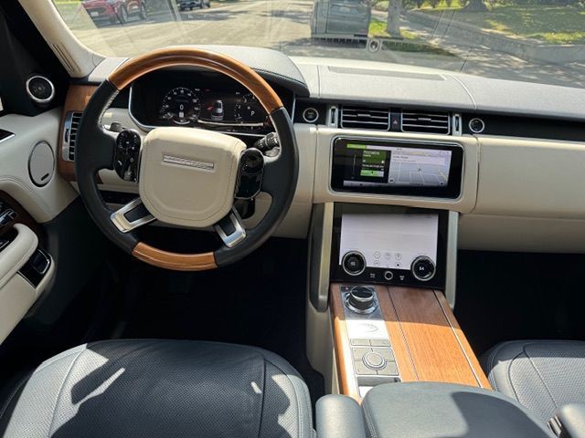 2018 Land Rover Range Rover Image 10