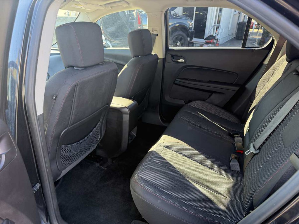 2015 Chevrolet Equinox Image 17