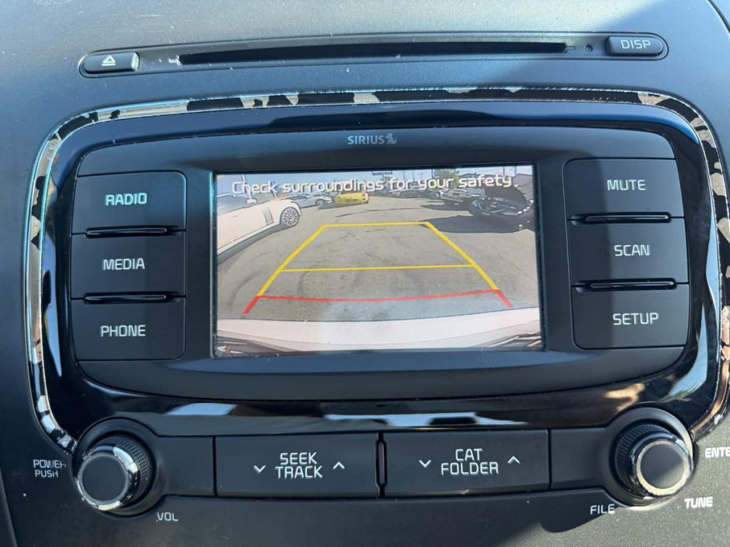 2017 Kia Forte Image 21