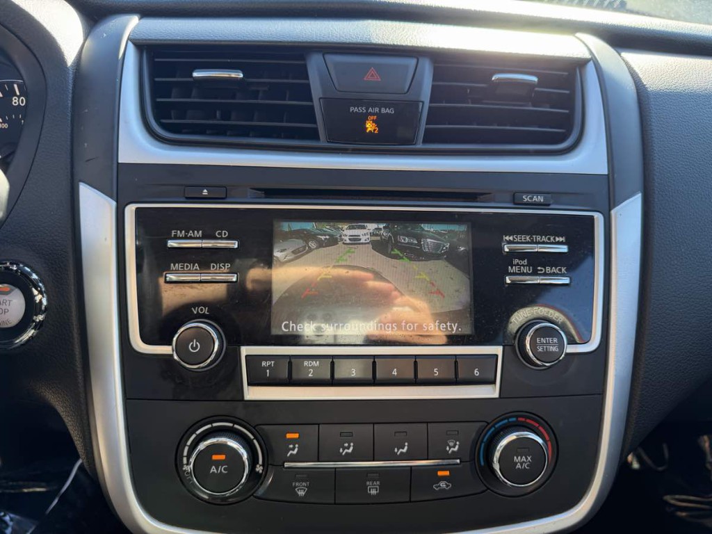 2018 Nissan Altima Image 11