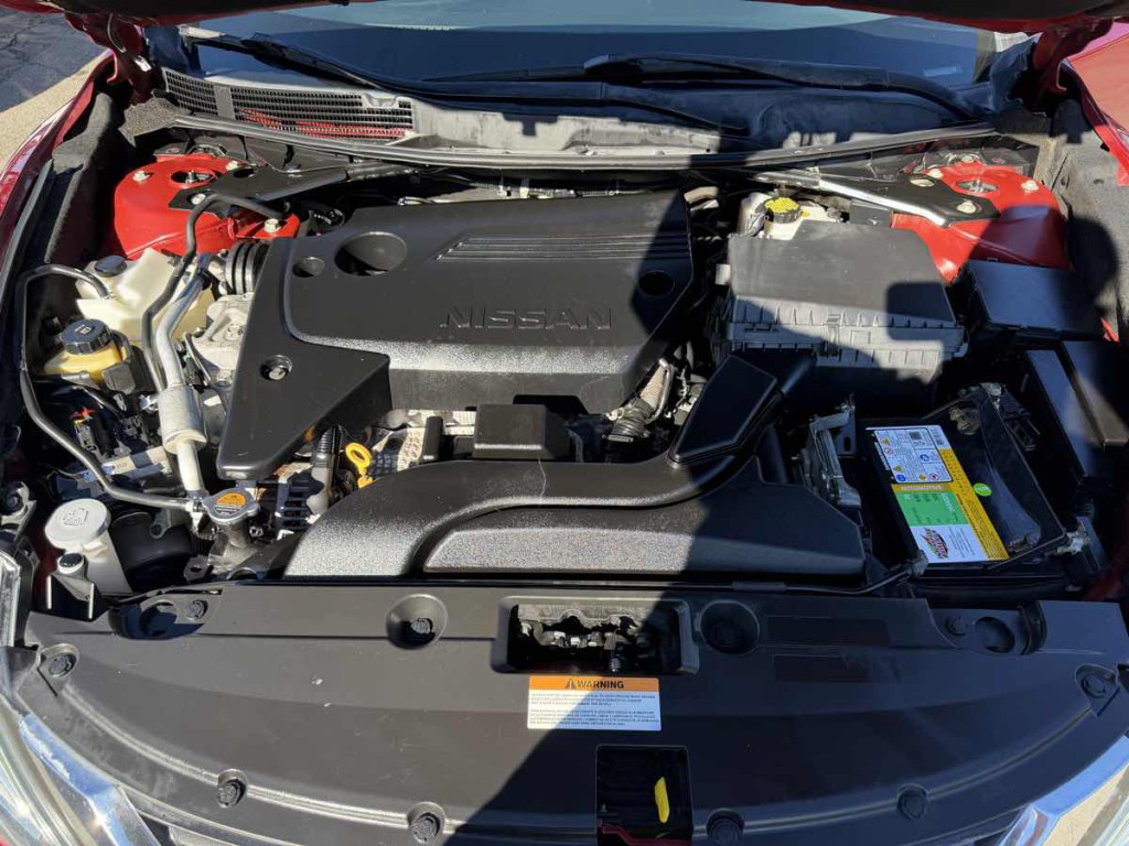 2018 Nissan Altima Image 19