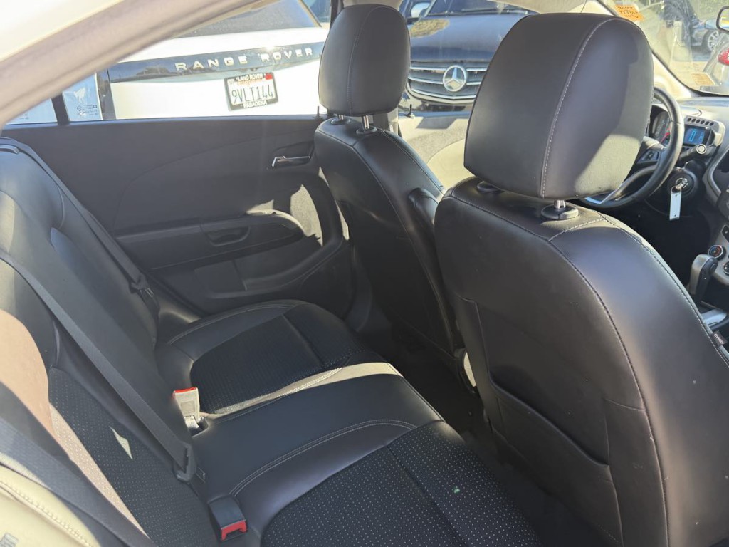 2014 Chevrolet Sonic Image 14