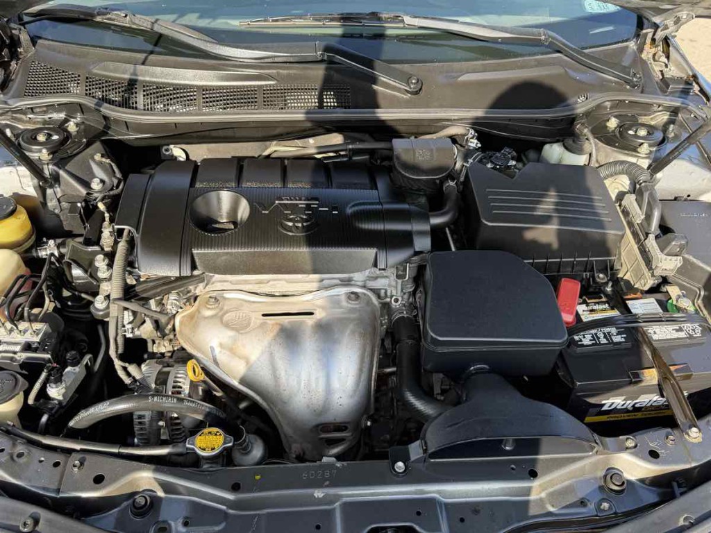 2011 Toyota Camry Image 16