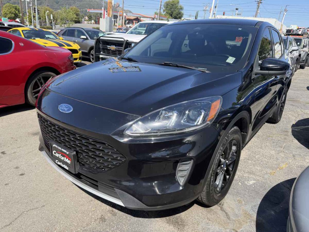 2020 Ford Escape Image 3