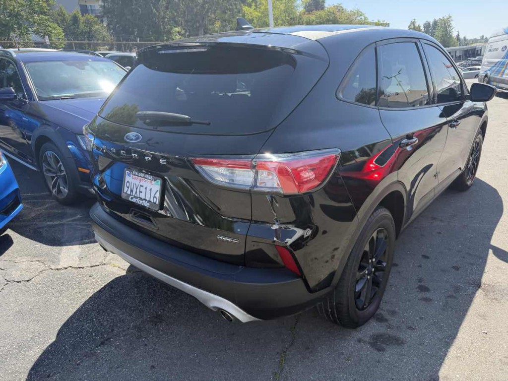 2020 Ford Escape Image 6