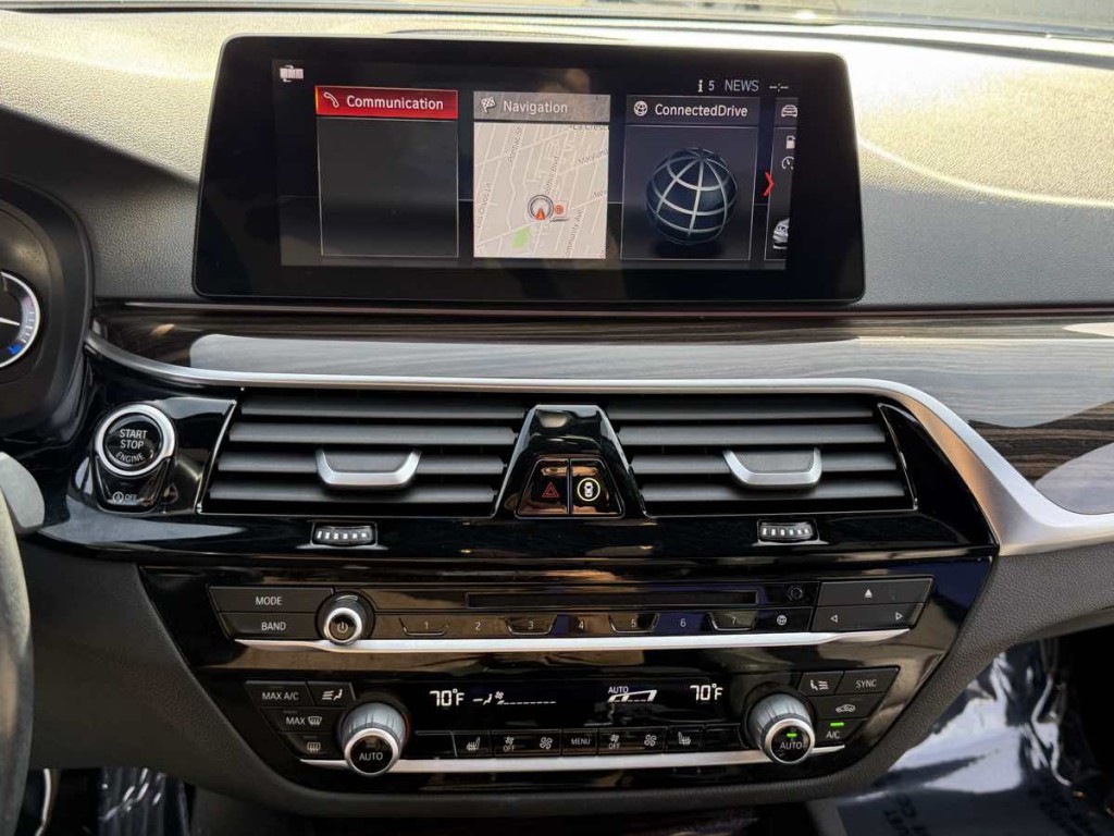 2019 BMW 5 Series Image 15