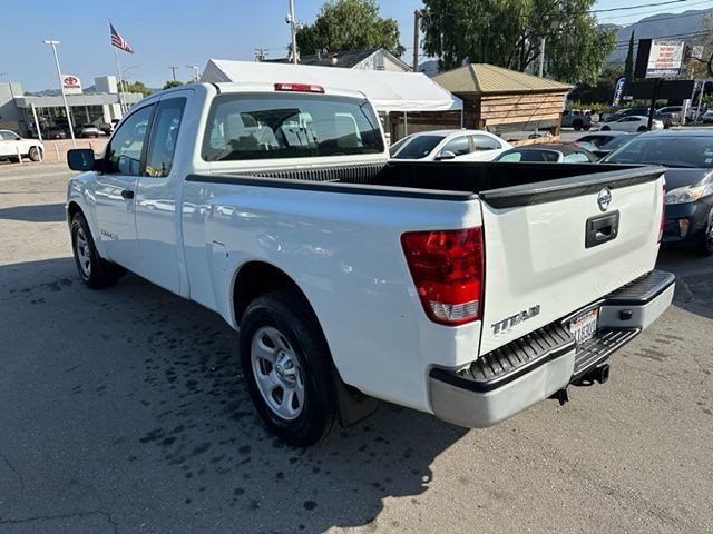 2014 Nissan Titan Image 4
