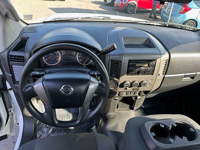 2014 Nissan Titan Image 10