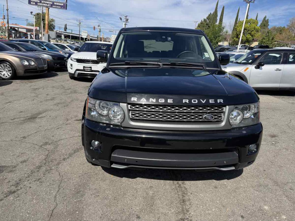 2011 Land Rover Range Rover Sport Image 2