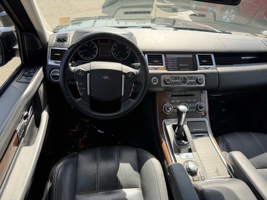 2011 Land Rover Range Rover Sport Image 11