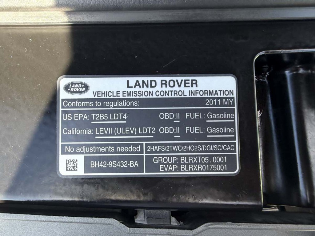 2011 Land Rover Range Rover Sport Image 23