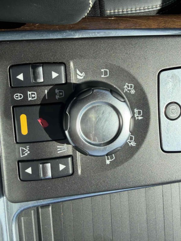 2011 Land Rover Range Rover Sport Image 25