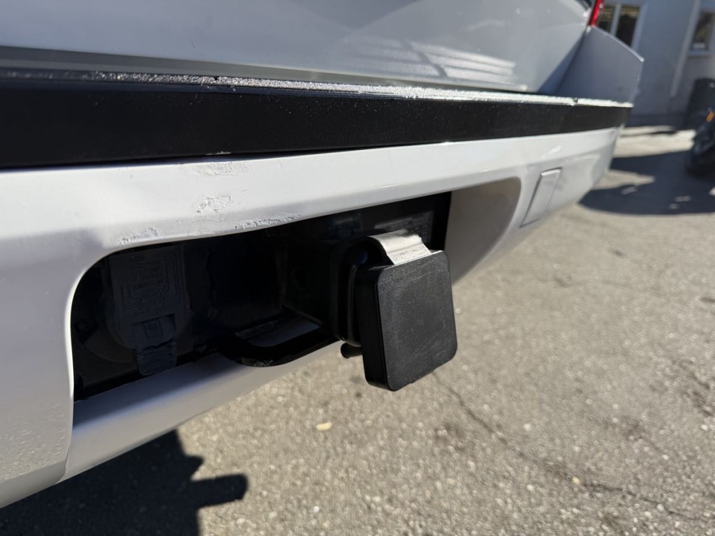 2011 Chevrolet Tahoe Image 14