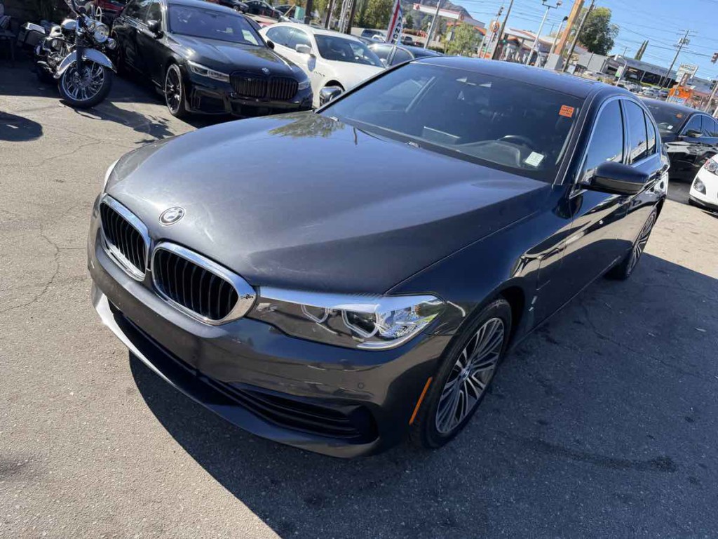 2019 BMW 5 Series Image 3