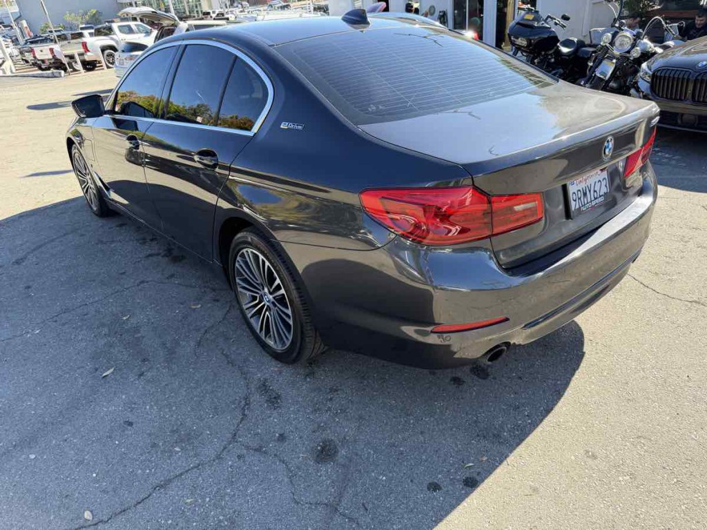 2019 BMW 5 Series Image 4