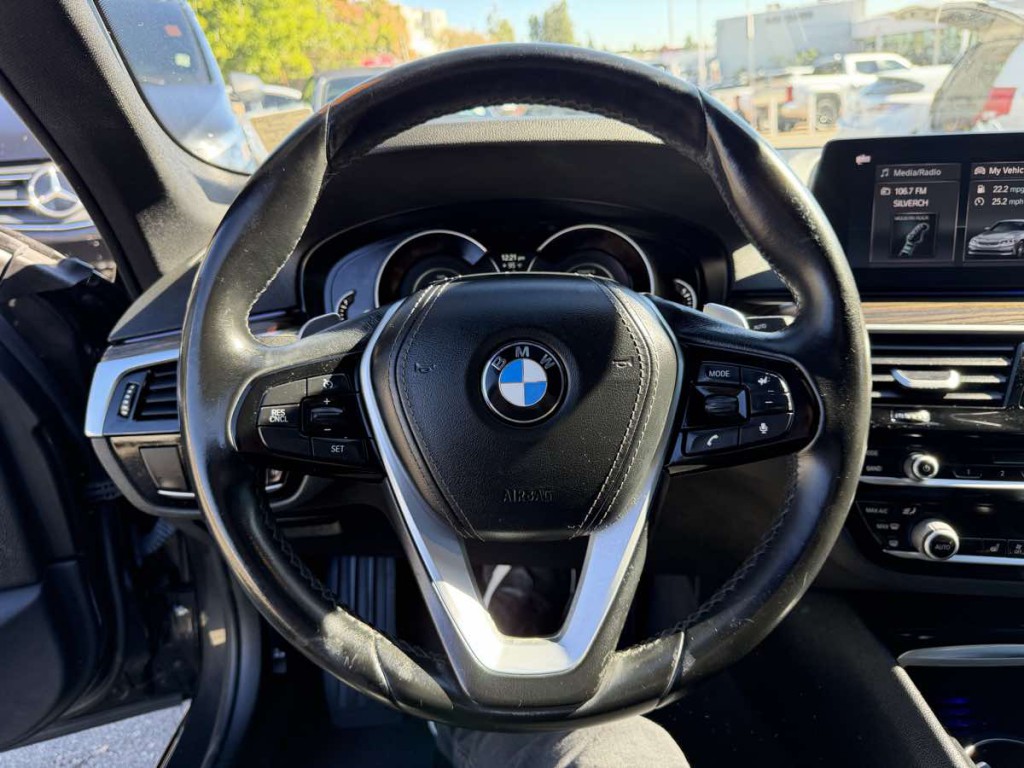 2019 BMW 5 Series Image 13