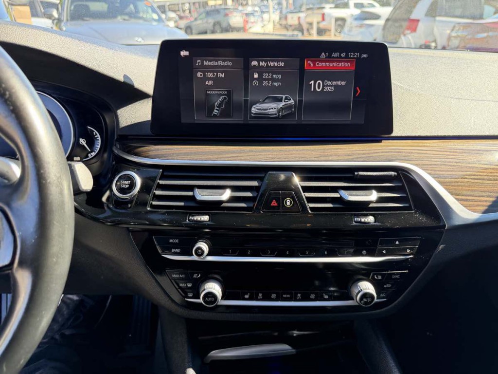 2019 BMW 5 Series Image 14