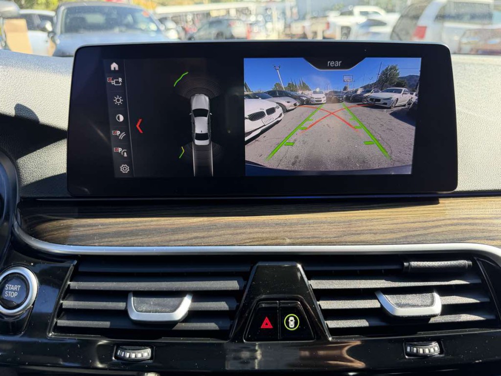 2019 BMW 5 Series Image 15