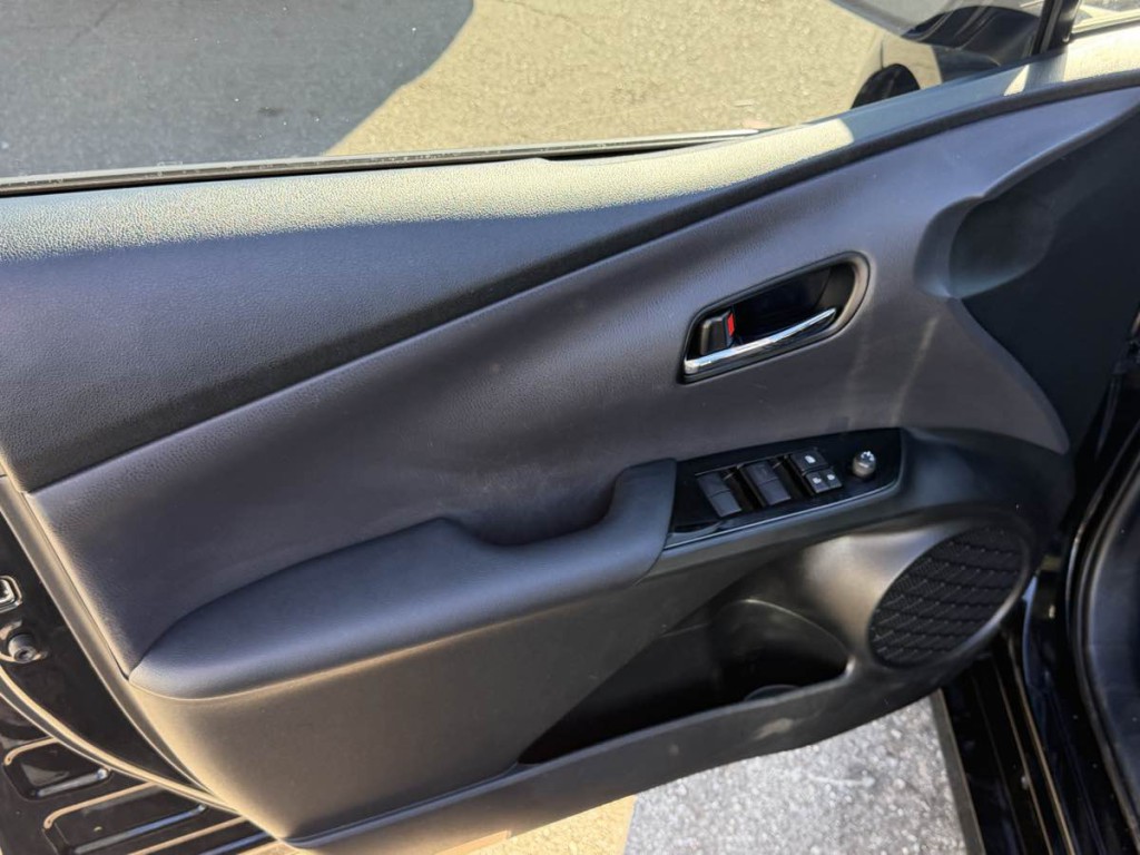 2021 Toyota Prius Image 8