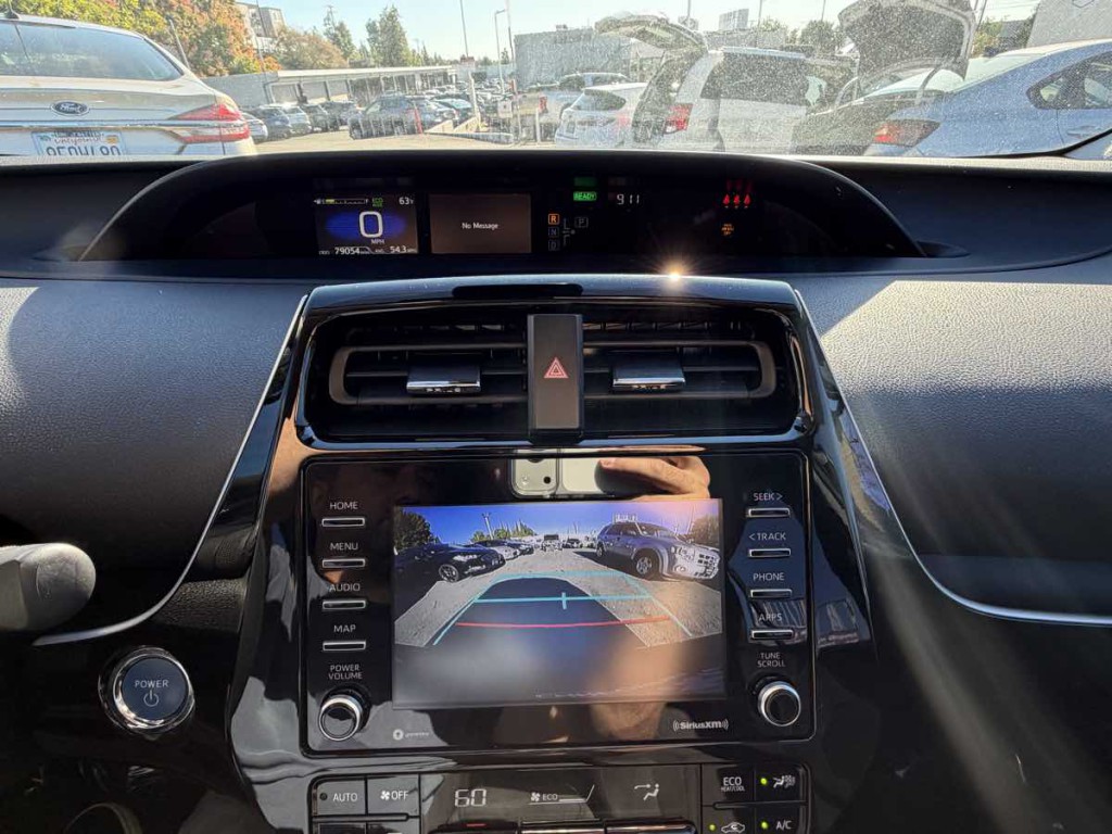 2021 Toyota Prius Image 13