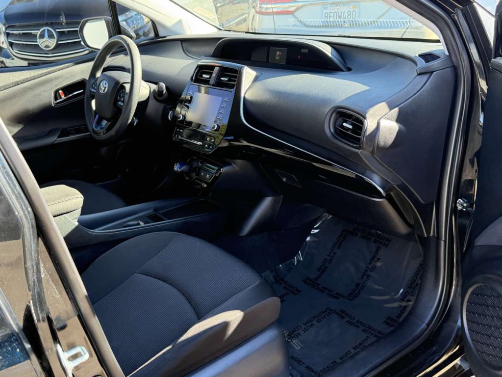 2021 Toyota Prius Image 14