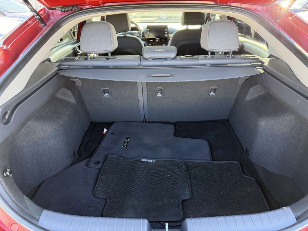 2022 Hyundai Ioniq Hybrid Image 12