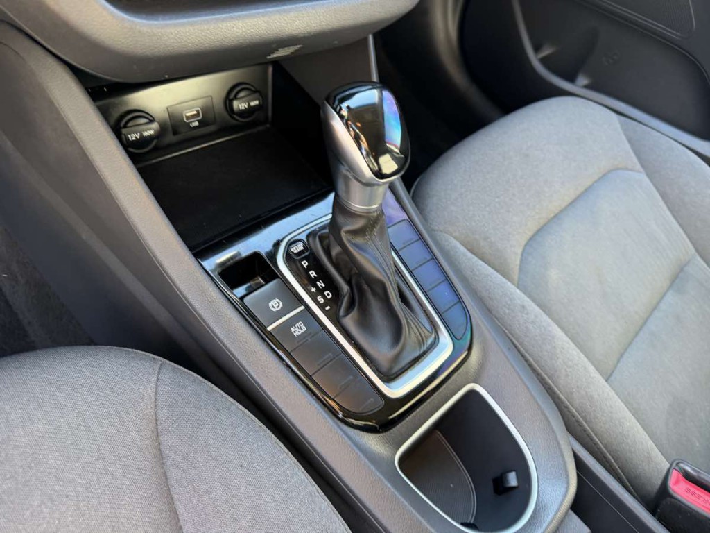 2022 Hyundai Ioniq Hybrid Image 15