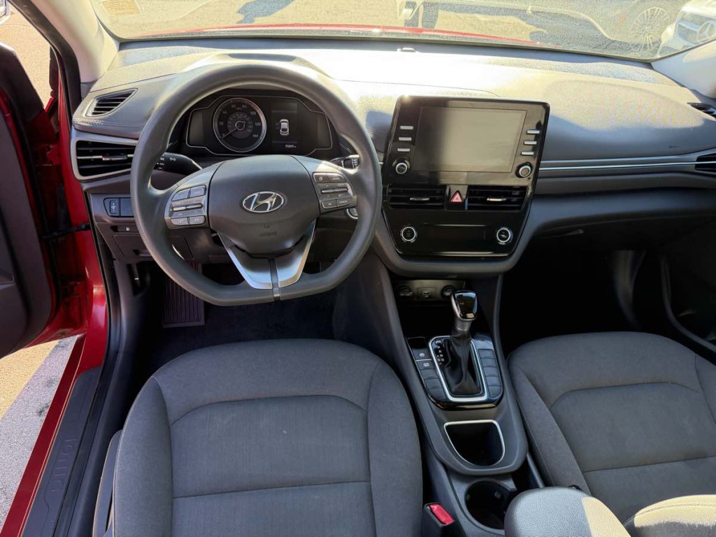 2022 Hyundai Ioniq Hybrid Image 17