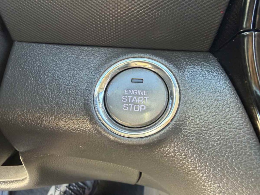 2022 Hyundai Ioniq Hybrid Image 25