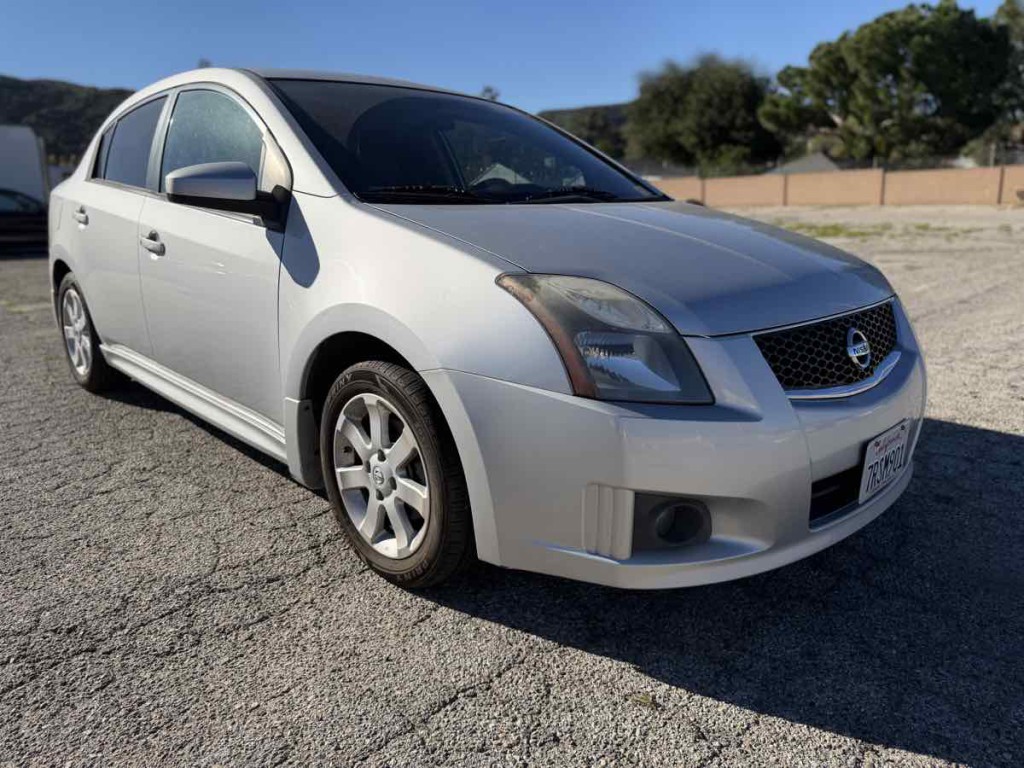 2012 Nissan Sentra Image 1