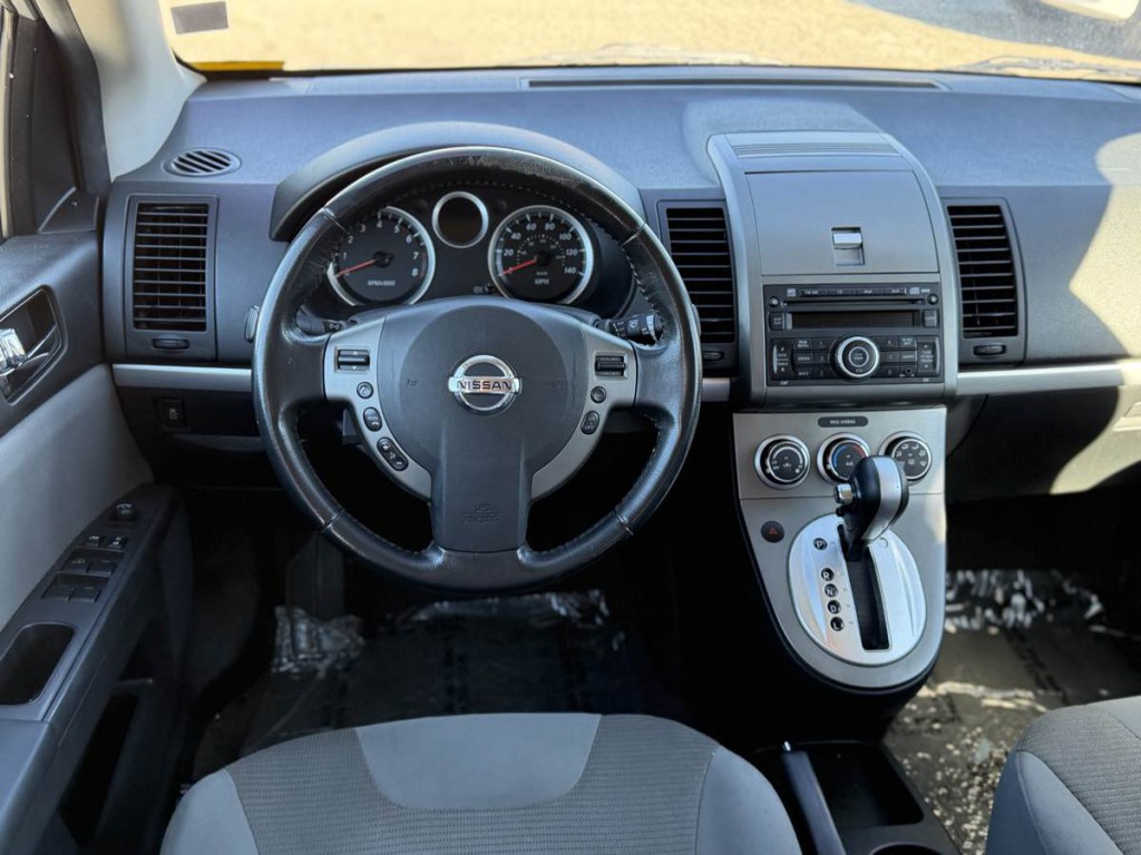 2012 Nissan Sentra Image 16