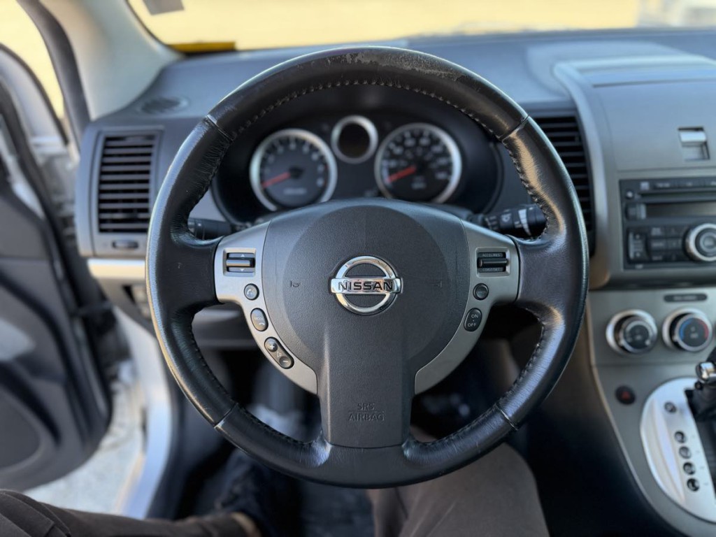 2012 Nissan Sentra Image 17