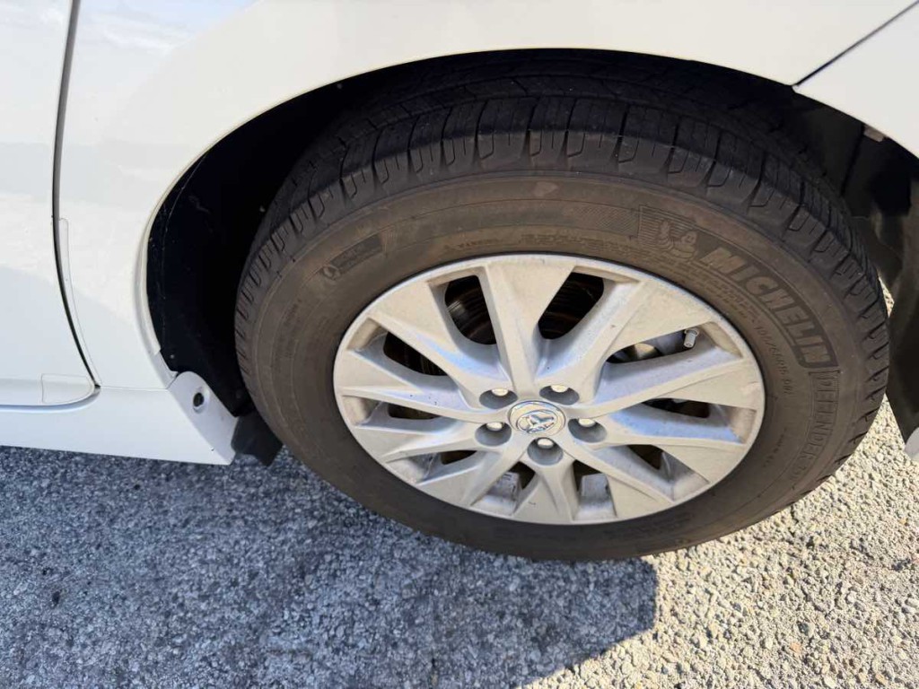 2014 Toyota Prius Image 7