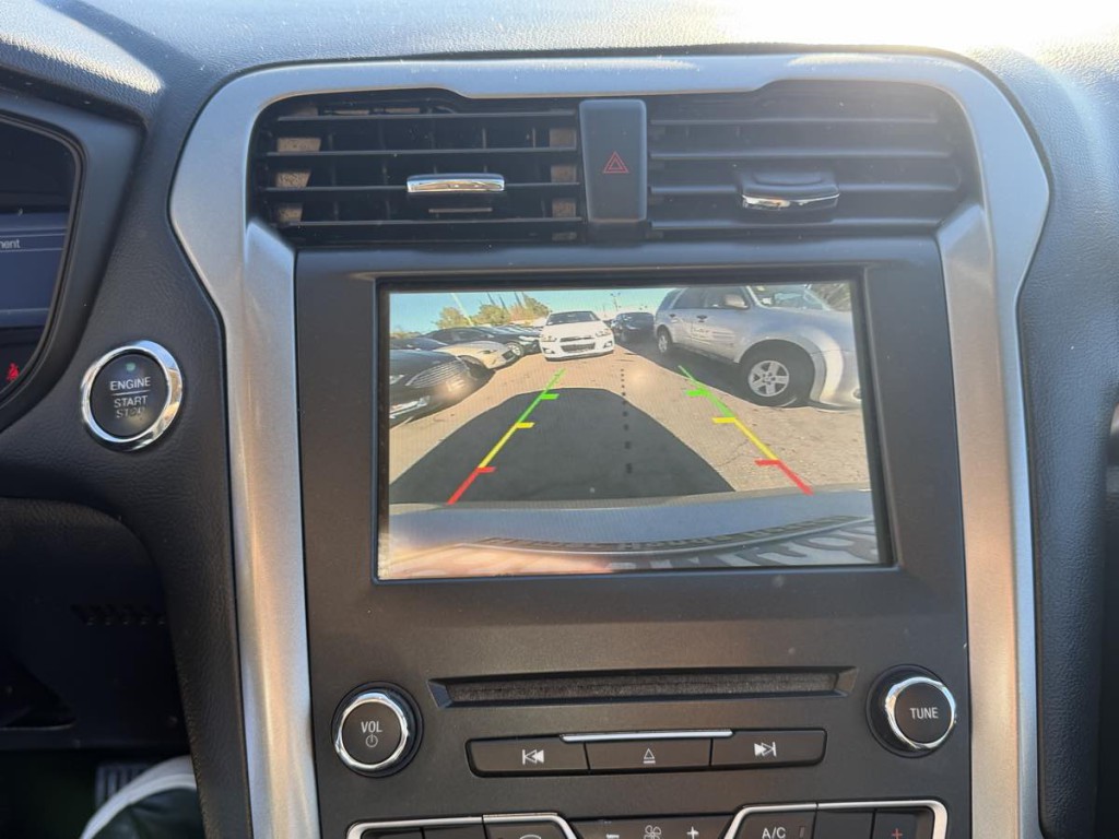 2018 Ford Fusion Image 17