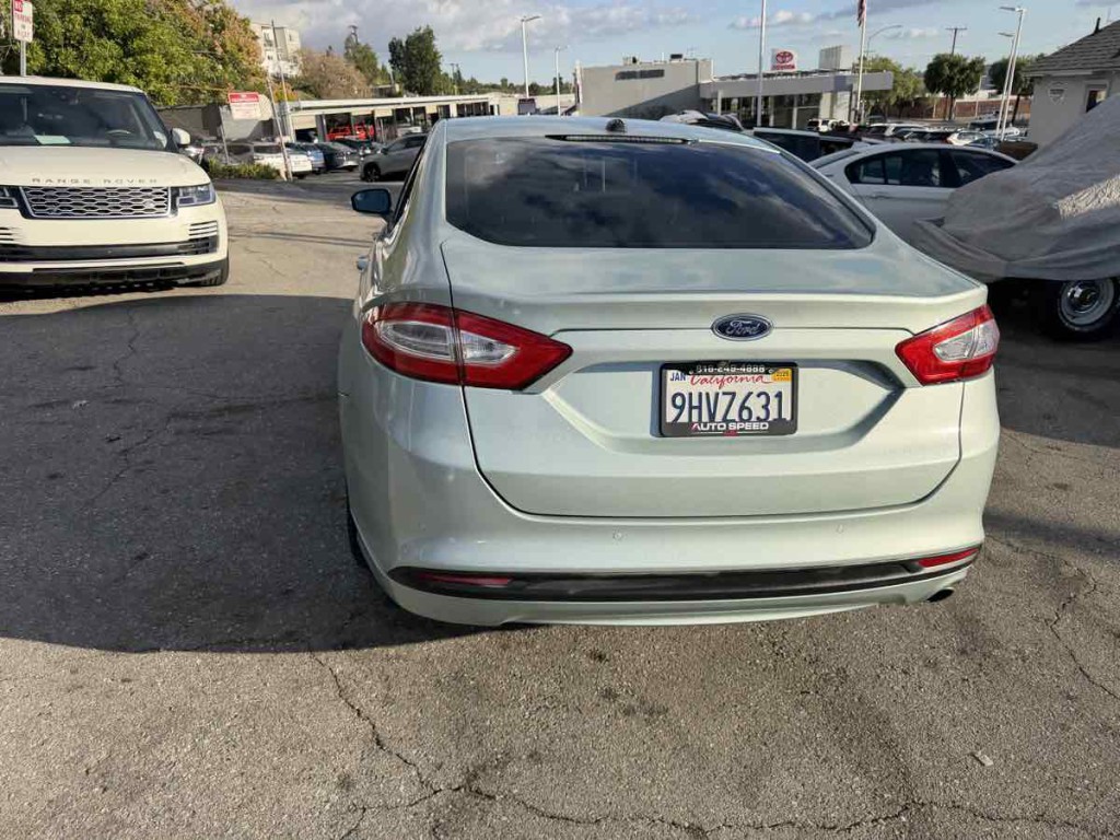 2014 Ford Fusion Image 5