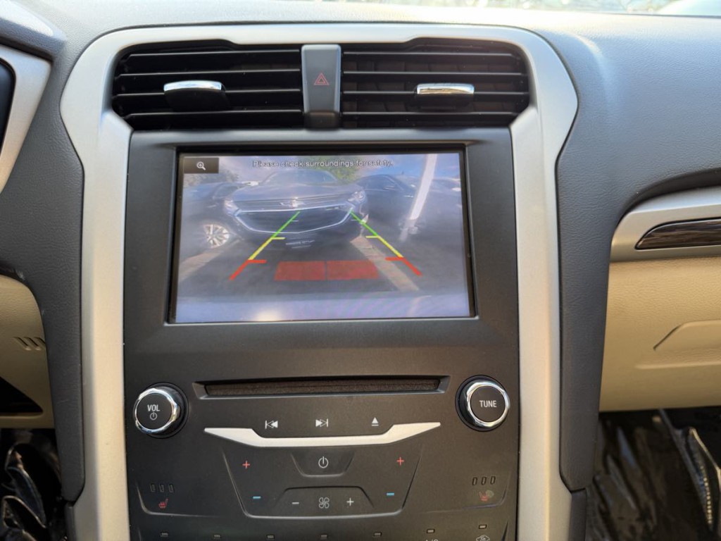 2014 Ford Fusion Image 8