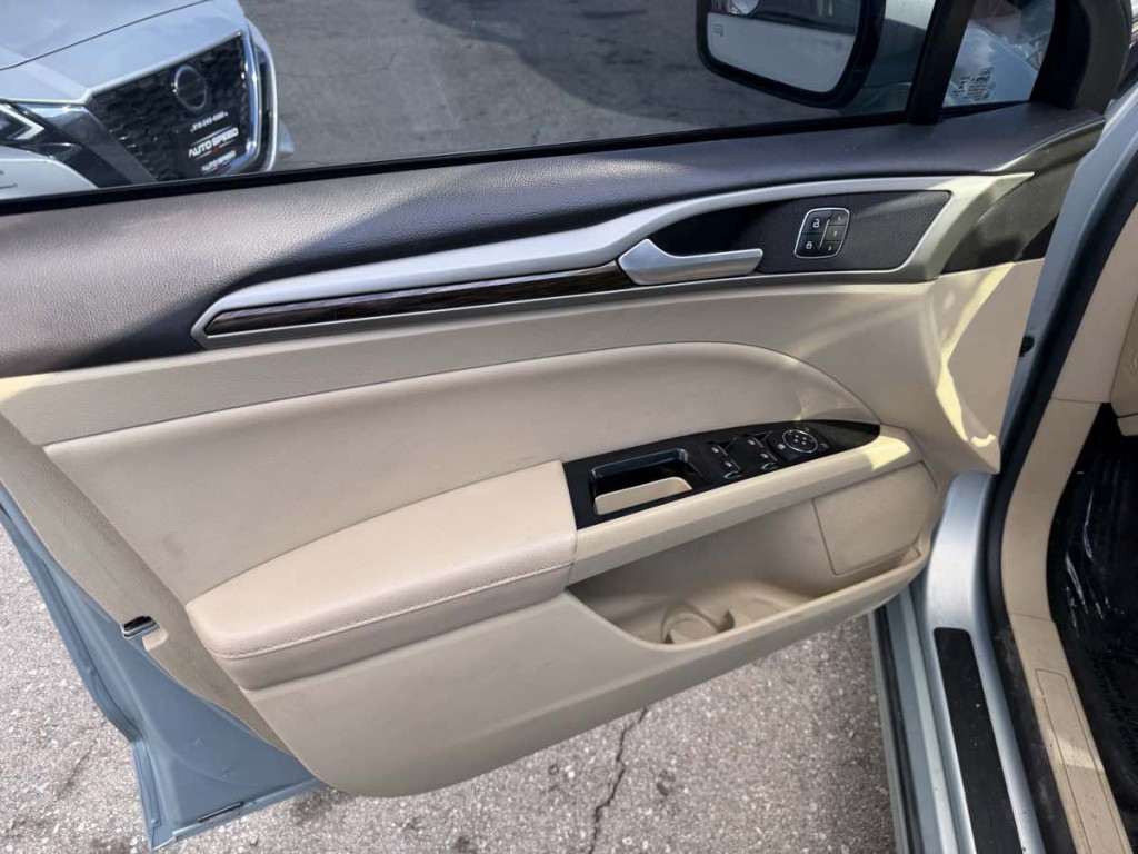 2014 Ford Fusion Image 14