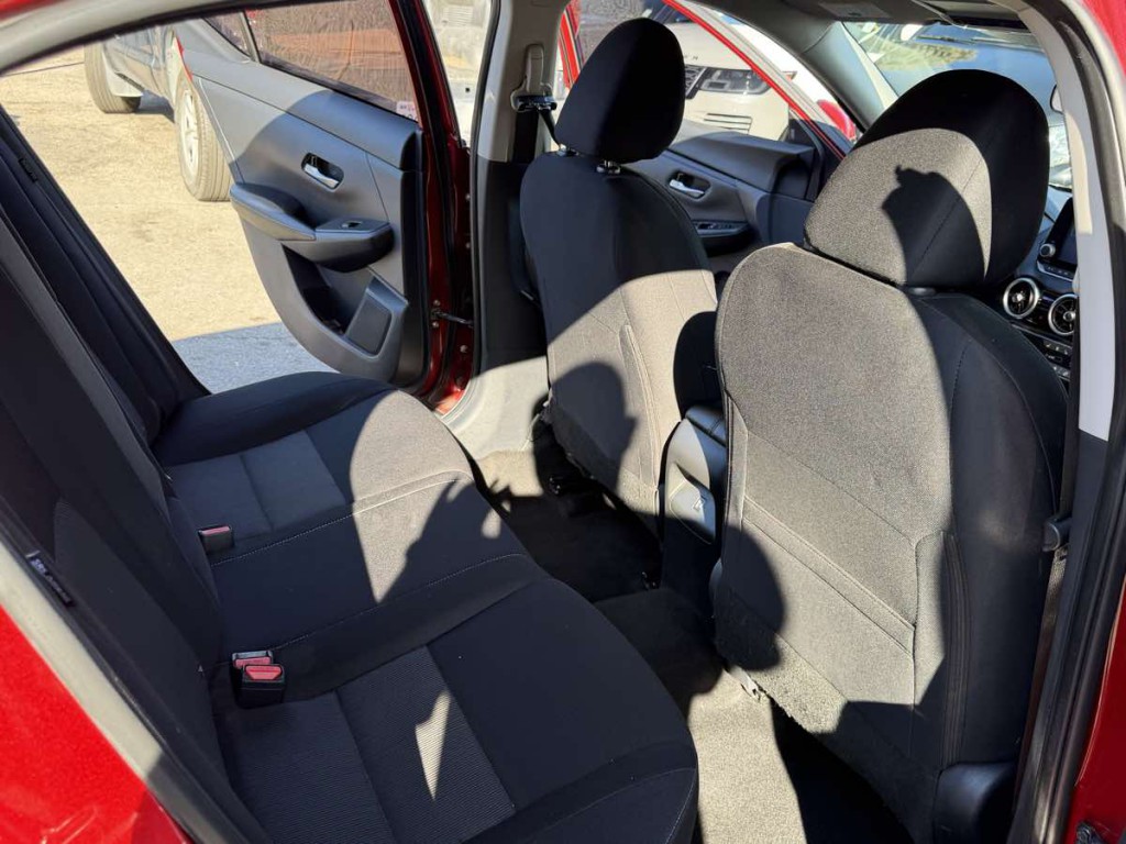 2022 Nissan Sentra Image 10