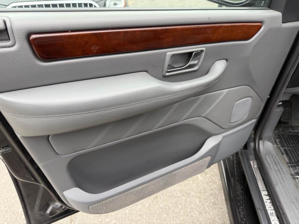 2001 Land Rover Range Rover Image 7