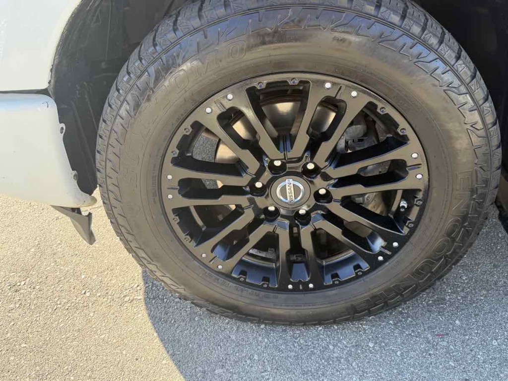 2018 Nissan Titan Image 8