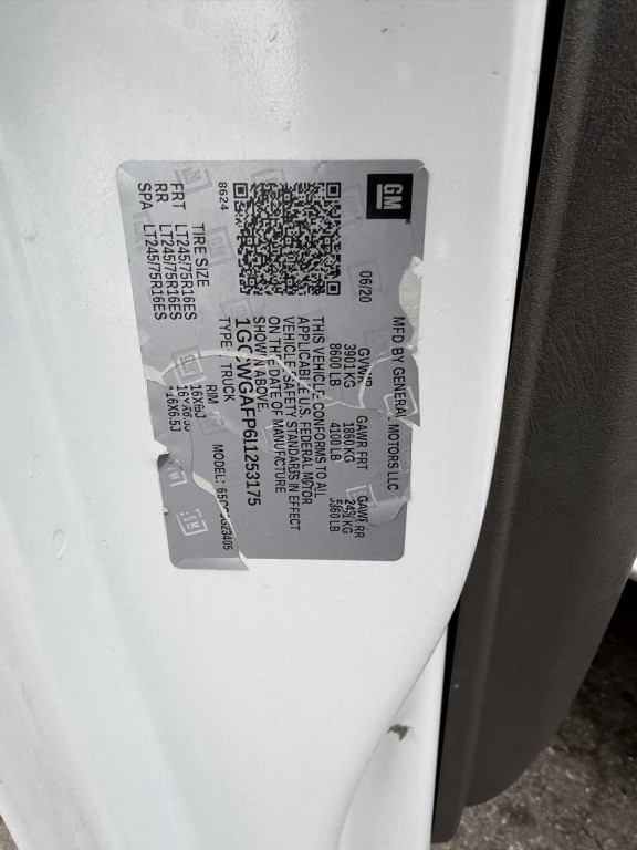 2020 Chevrolet Express Image 22