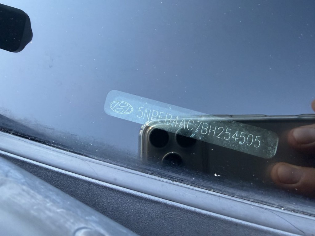 2011 Hyundai Sonata Image 16